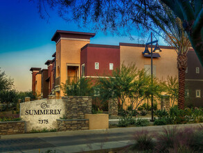 Summerly at Zanjero in Glendale, AZ - Foto de edificio - Building Photo