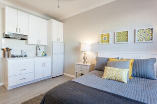 5014 Melrose Ave, Unit #317