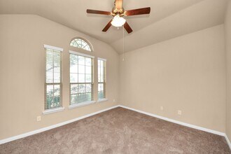 3003 Emily Vista Ln in Fresno, TX - Foto de edificio - Building Photo