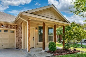 366 Armstrong Ln in Lavon, TX - Building Photo - Building Photo