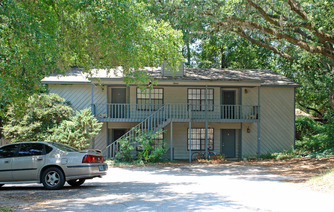 2048 Watson Way in Tallahassee, FL - Foto de edificio