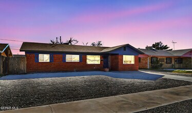 5934 Flounder Dr in El Paso, TX - Building Photo - Building Photo