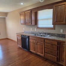 2513 W Garton Rd in Ozark, MO - Building Photo - Building Photo