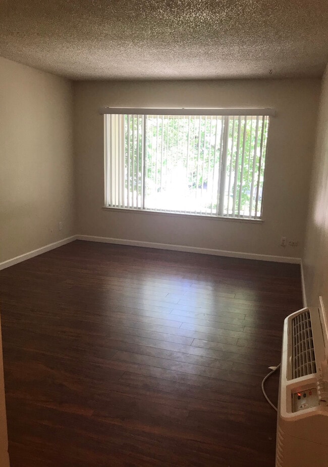 3026 Hurley Way Rentals in Sacramento, CA