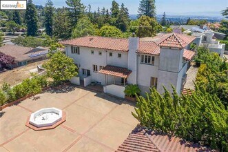 133 Bell Ave in Piedmont, CA - Building Photo - Building Photo