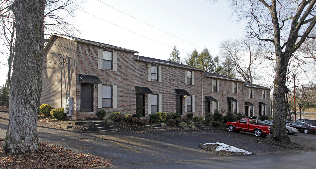 Hillwood Villas in Knoxville, TN - Building Photo