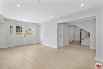 2336 Loma Vista Pl in Los Angeles, CA - Building Photo - Building Photo