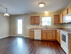 10660 Brighton Knoll Pky N in Noblesville, IN - Building Photo - Building Photo