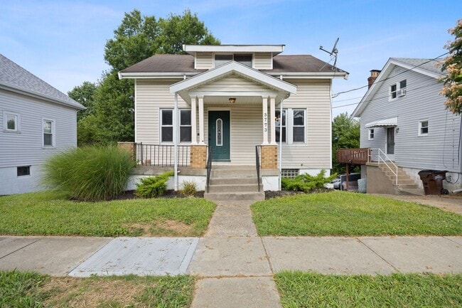 3773 Feldkamp Ave in Cincinnati, OH - Building Photo - Building Photo