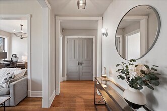 2013 W Concord Pl in Chicago, IL - Building Photo - Building Photo