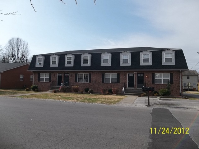 408 Jennings Dr in Bowling Green, KY - Building Photo