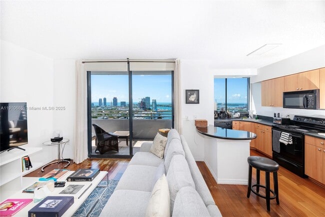 property at 1330 West Ave