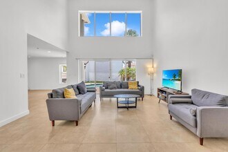 10694 Wheelhouse Cir in Boca Raton, FL - Building Photo - Building Photo