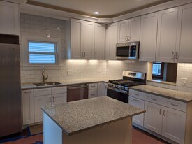 1025 Sherman Ave in Evanston, IL - Building Photo