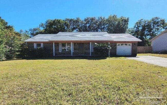 4235 Chezarae Dr in Pensacola, FL - Building Photo - Building Photo