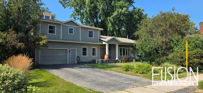 property at 185 Crescent Beach Dr