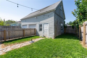 1108 Salina St in Watertown, NY - Building Photo - Building Photo