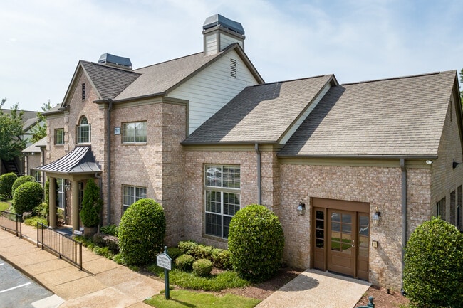 Centennial Gardens in Memphis, TN - Building Photo - Building Photo