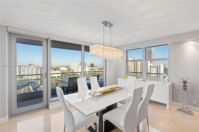 1920 S Ocean Dr in Hallandale Beach, FL - Foto de edificio - Building Photo