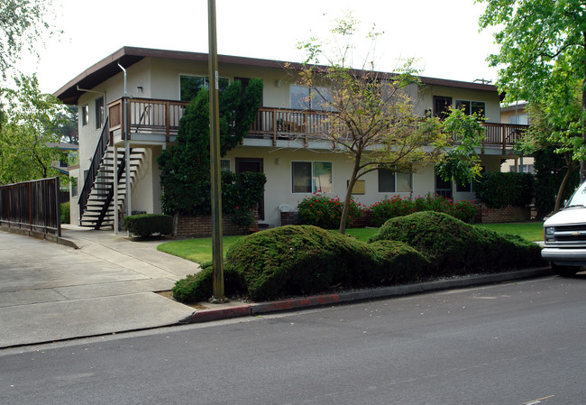 160 Carlton in Los Gatos, CA - Building Photo - Building Photo