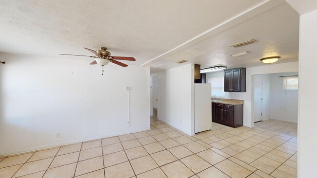 370 Gwinnett Rd in Orange Park, FL - Foto de edificio - Building Photo