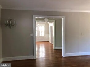 8106 Maple Ridge Rd in Bethesda, MD - Building Photo - Building Photo