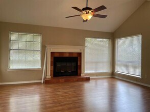 9005 Scottish Pastures Dr in Austin, TX - Building Photo - Building Photo