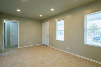 1808 Magnolia St in Amarillo, TX - Building Photo - Building Photo