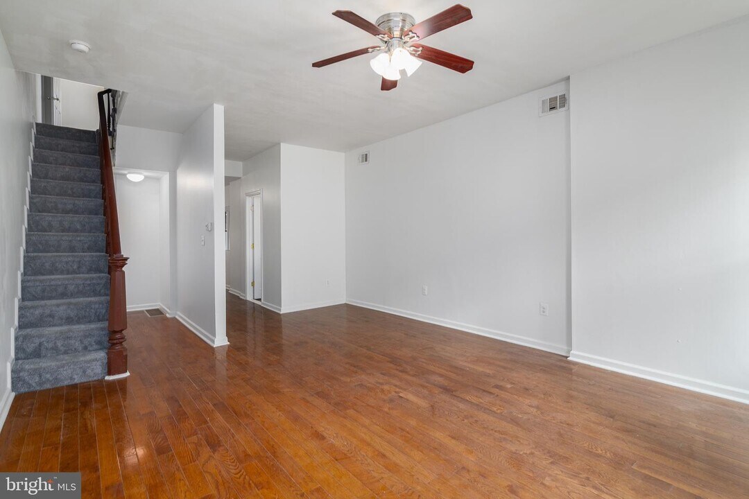 2013 E Huntingdon St Photo