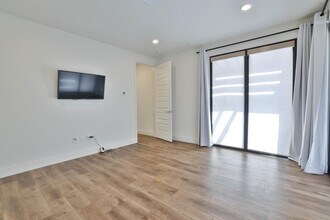 1435 El Camino Real in Santa Clara, CA - Building Photo - Building Photo