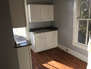 2806 Avenue M 1/2 in Galveston, TX - Building Photo - Building Photo