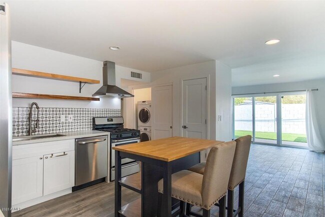 3140 E Glenrosa Ave in Phoenix, AZ - Building Photo - Building Photo