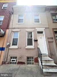 2531 Emerald St photo'