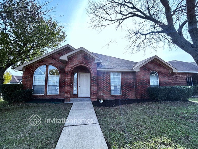 property at 2800 St Martin Dr