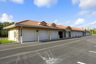 Stone River Retirement Community in Bradenton, FL - Foto de edificio - Building Photo