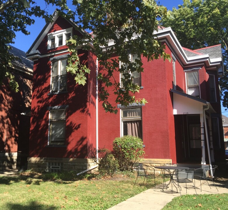 226-228-228 Wilber Ave in Columbus, OH - Foto de edificio