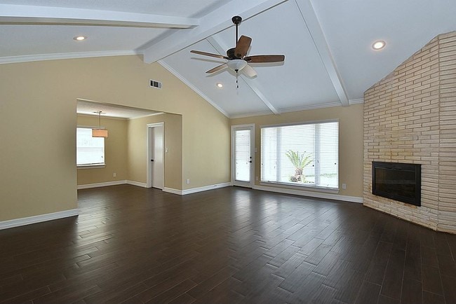 property at 2410 Del Norte St