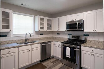 2128 Silva Ct in Conley, GA - Foto de edificio - Building Photo