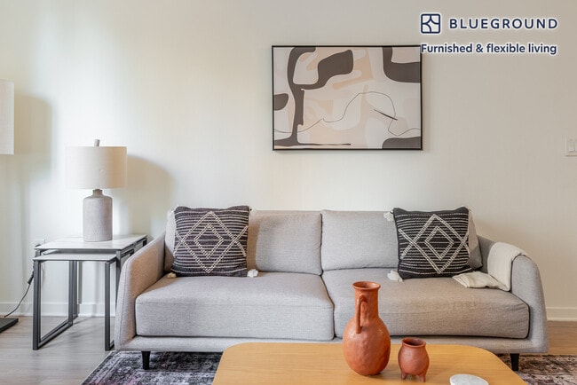 34 Union Square in Union City, CA - Building Photo - Building Photo