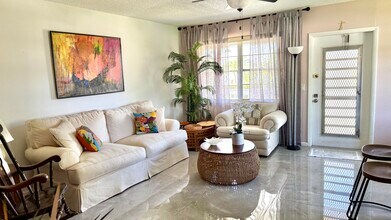 361 Tilford Q in Deerfield Beach, FL - Building Photo - Building Photo