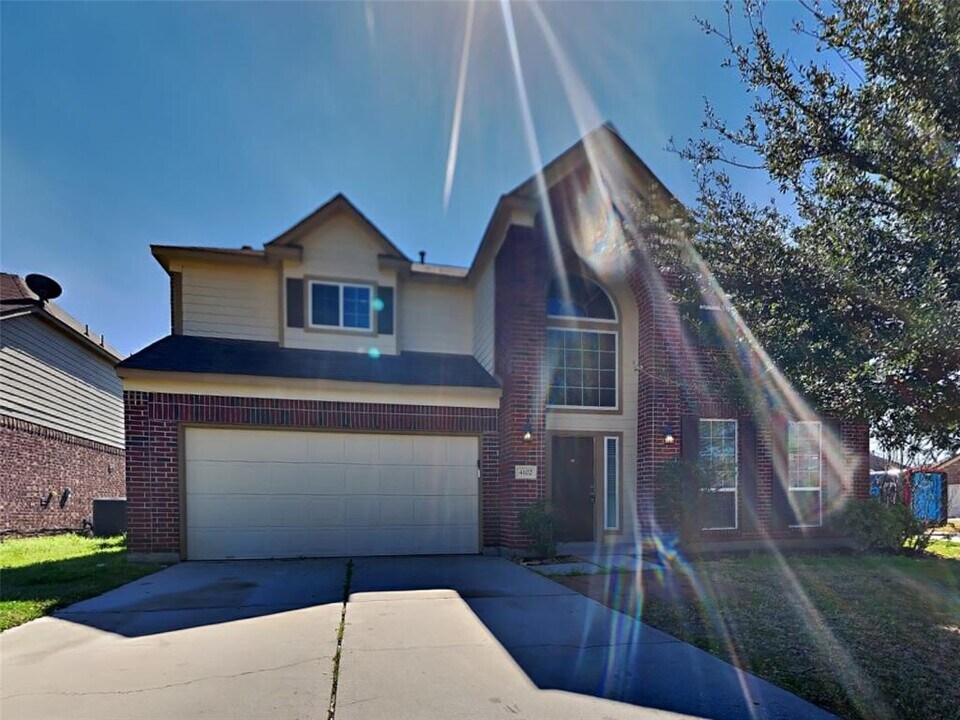 4102 Duneberry Trail in Humble, TX - Building Photo