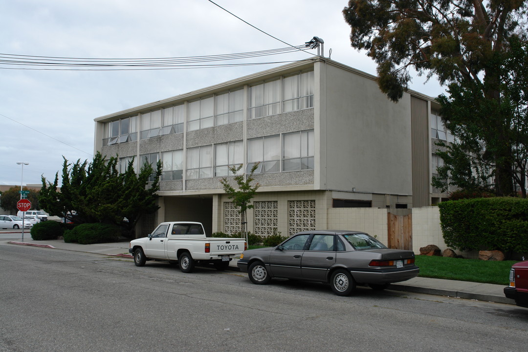 3603 Colegrove St in San Mateo, CA - Building Photo