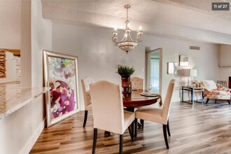 1365 Columbine St, Unit 201 in Denver, CO - Building Photo - Building Photo