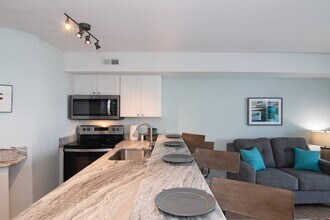 1601 Carolina Beach Ave N in Carolina Beach, NC - Building Photo - Building Photo