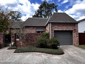 110 Ray Ave in Lafayette, LA - Building Photo - Building Photo