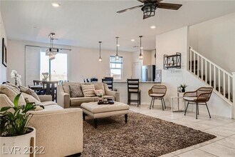 2978 Tranquil Brook Ave in Henderson, NV - Building Photo - Building Photo