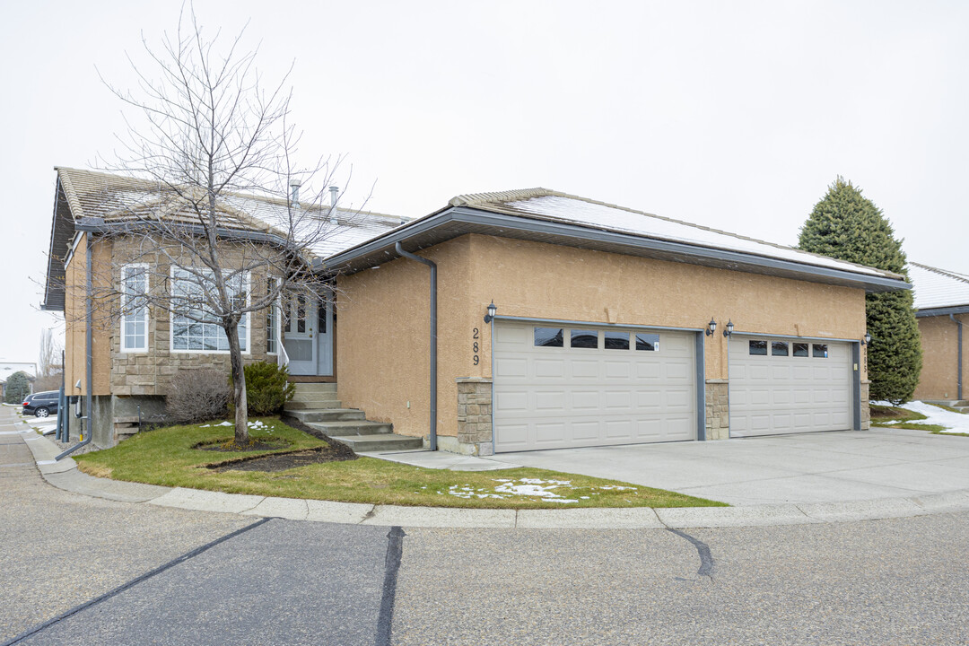 Shannon Estates in Calgary, AB - Building Photo