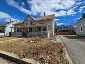 1019 Victory Hwy in Burrillville, RI - Building Photo