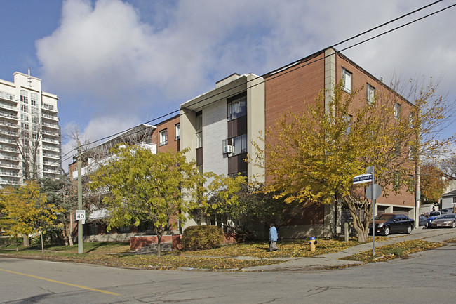 75 42nd St in Toronto, ON - Building Photo - Building Photo