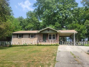 6322 Wellington Way in Austell, GA - Building Photo - Building Photo